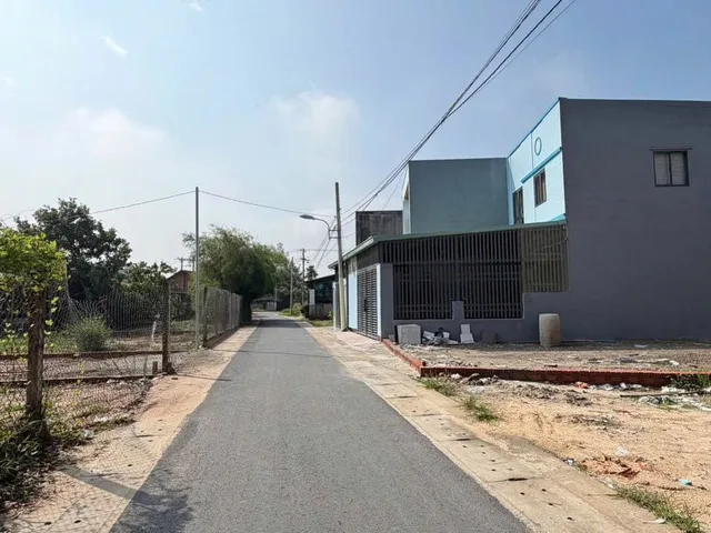 BÁN LÔ ĐẤT GIÁ RẺ TPHCM, THỔ CƯ 100M2, MẶT TIỀN ĐƯỜNG NHỰA , CÁCH CHỢ CHỈ 500M. GIÁ 785 TRIỆU