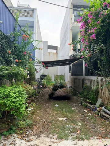 106m đất 5tỷ8 phường hiệp Bình Phước-hẻm ô tô đường quốc lộ 1A . Sổ riêng- Xây cao tầng