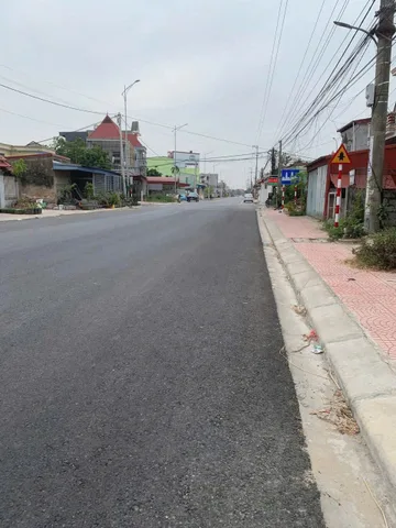 4KM200 🔥 HÀNG HIẾM – MẶT ĐƯỜNG 402 NGAY GA MINH TÂN – SIÊU PHÙ HỢP LÀM KHO XƯỞNG 🔥
