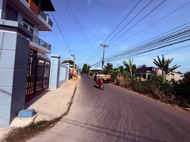 Bán nhanh giá ngộp Xã Gia Kiệm — Ai thiện chí chốt ngay. Đất mặt tiền đường 10m  đối diện trường THPT Thống Nhất. 350 Triệu 100m2