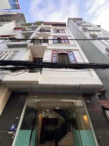 Bán nhà phố Chùa Láng, 45m OTO vào nhà, dân xây bề thế, ở ngay. 12,4 Tỷ