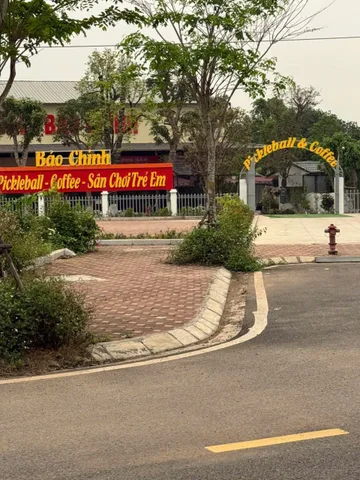 CĐ CHẤT LƯỢNG CAO NHỈNH 3 TỶ LÔ ĐẤT TRỤC CHÍNH LÀN 2  QL21 HOÀ LẠC SÁT ĐẤT ĐẤU GIÁ