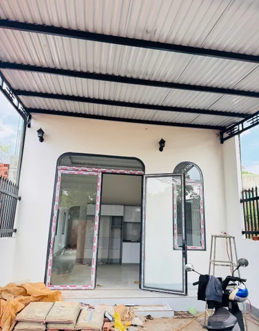 NHÀ MỚI XÂY QUẢNG PHÚ