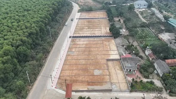 HÀ NỘI GIỮ KHÁCH – BA VÌ HÚT TIỀN