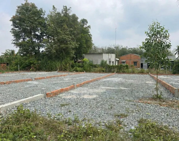 1 sẹt QL22 NGAY TRUNG TÂM TRẢNG BÀNG 10 X 21  TỔNG 210 m2 giá 730 Triệu- Gọi: 0397 941 642
