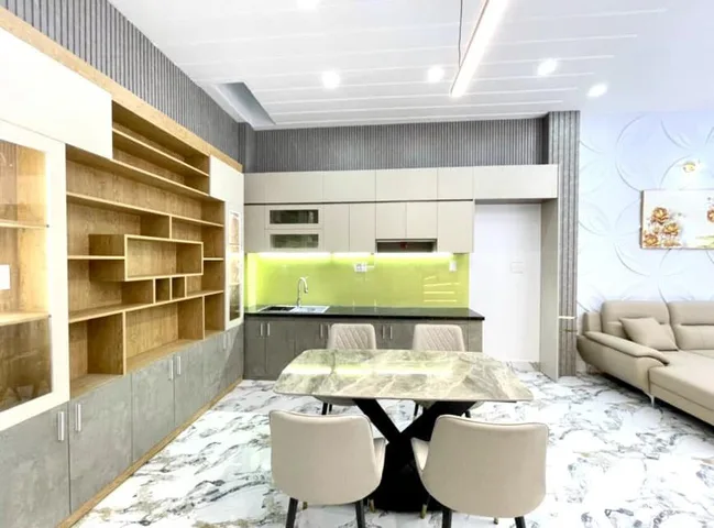 Bán nhà Nguyễn Thanh Tuyền, P2, Tân Bình – 1 trệt 4 lầu, SHR