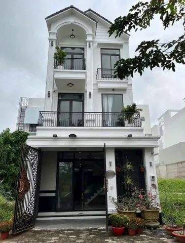 Bán nhà 79.8m² full thổ cư ngang 5.7m giá 5.5 tỷ tại Đường số 2 Phường Cái Răng