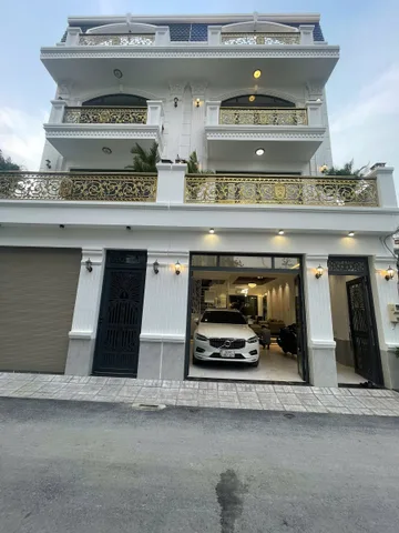 Bán nhà 4 tầng, 83,5m² full thổ cư ngang 5.6m giá 10.5 tỷ tại Xã Hiệp Phước
