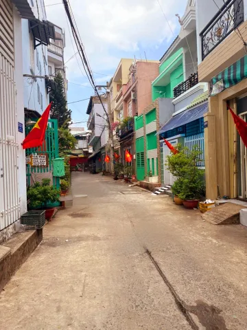 Nhà 54m2, mới tinh,3phòng ngủ,giáp Tân Phú,hẻm xe tải,nội thất cao cấp, chỉ 5tỉ xíu.