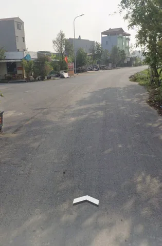 Bán nhà 204m² có sẵn 200m² thổ cư ngang 9m giá 23.65 tỷ tại Phường Tam Sơn