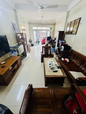 Bán nhà 100m² 4m x 25m x 4 tầng giá 10.9 tỷ Đường Lê Sát Phường Phú Thọ Hòa