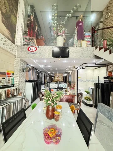 Bán nhà 150m² full thổ cư ngang 5.8m giá 36 tỷ tại Phường Tây Thạnh