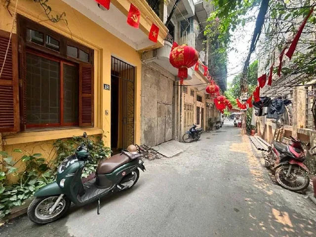 Bán nhà Hồ Đắc Di, 35m, OTO tránh, 3 bước ra Hồ Đắc di, 11,4 Tỷ