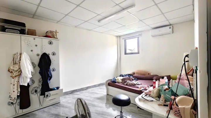 NHÀ TRUNG TÂM GIÁ TỐT HẺM HỒ TÙNG MẬU