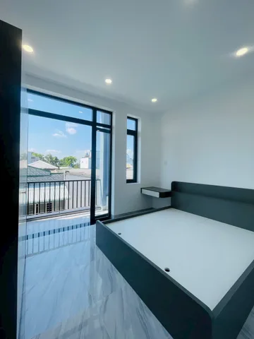 2 CĂN NHÀ LIỀN KỀ TRỆT LẦU HẺM Ô TÔ GẦN ĐƯỜNG TRẦN VĂN HIỂN
