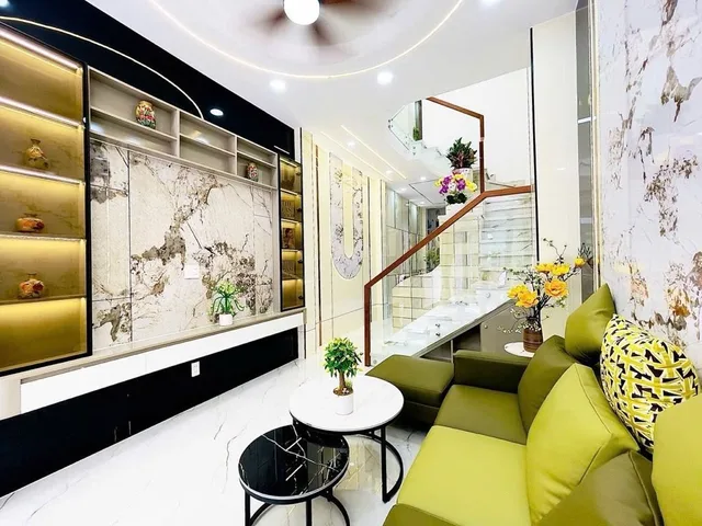 Siêu Phẩm 3 Tầng Đẳng Cấp – Sát Sân Bay – Full Nội Thất Cao Cấp