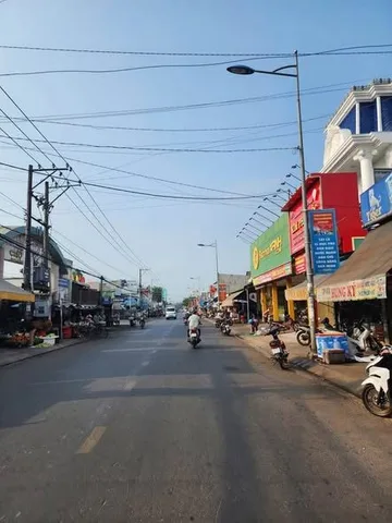 Bán đất xây dãy trọ, mặt tiền đường nhựa 10m, nhìn sang KCN Dầu Giây