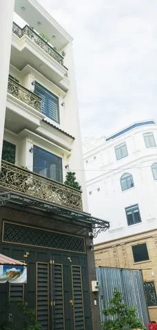 Bán nhà 71m²  4/6.5×15m² giá 8.9 tỷ  Phường Bình Hưng Hòa