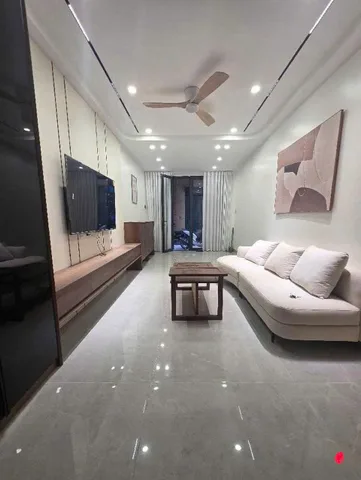 Bán nhà Trung Tâm Ngọc Thụy, Bồ Đề 40m² 6 Tầng, Thang máy, Ngõ rộng, thông, Ô tô đỗ Cửa ..