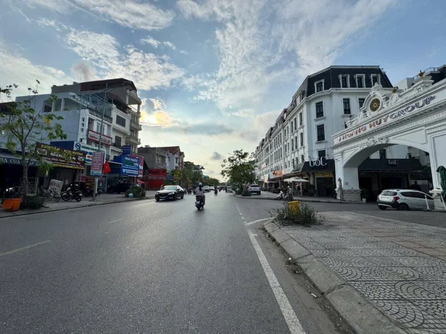 Mrs Tâm Bán SHOPHOUSE 5 TẦNG MẶT ĐƯỜNG MÁNG, An Đồng, An Dương, Hải Phòng
