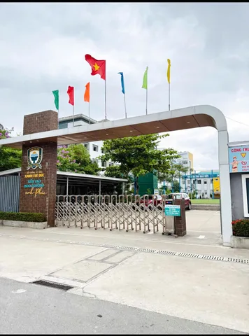 Em Tâm Chào bán nhà 4 tầng mới tinh chỉ 3 tỷ Quỳnh Cư, Hùng Vương, Hồng Bàng