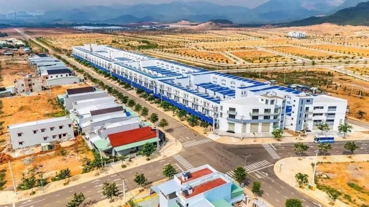 Bán đất 150m² full thổ cư ngang 7.5m giá 1.2 tỷ tại Phường Quy Nhơn Bắc