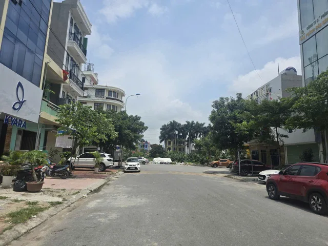 Bán lô góc làn 2 nguyễn quyền khu 7 đại phúc đường 22m dt 85m2 + mt 5.5m + giá 14 tỷ