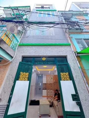 Nhà ngay MT đường Nguyễn Thượng Hiền, P.6, Bình Thạnh - DT 68m2 giá 3tỷ800tr. Sổ chủ giữ.