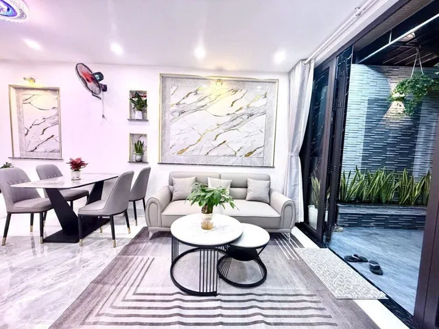 BÁN NHÀ 2 TẦNG 2 MẶT KIỆT ĐIỆN BIÊN PHỦ- CÁCH ĐƯỜNG CHÍNH CHỈ 60M- NỘI THẤT XỊN XÒ DỌN VÀO Ở NGAY- XUNG QUANH NHIỀU TIỆN ÍCH - GIÁ NHỈNH 4 TỶ