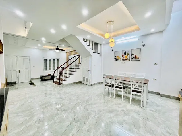 NHÀ XÂY MỚ I- 55m² 6TẦNG -cMẶT NGÕ Ô TÔ ĐỖ NGÀY ĐÊM- THÔNG KINH DOANH- THANG MÁY-XUÂN LA