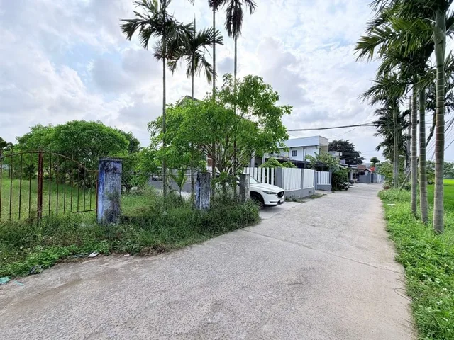 BÁN ĐẤT 2MT QUANG CHÂU,VIEW CỰC CHILL,DIỆN TÍCH LỚN, ĐƯỜNG OTO CHỈ 3,X TỶ