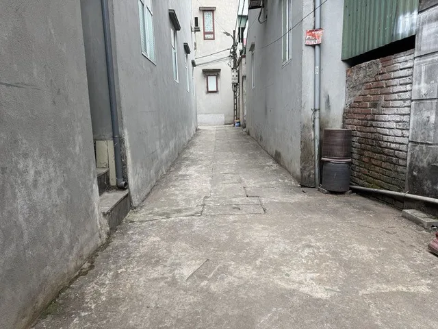 Cần bán lô góc 40m2 đất Làng Vàng, Gia Lâm. Khổ đất đẹp, dân cư đông đúc, tiện ích đầy đủ