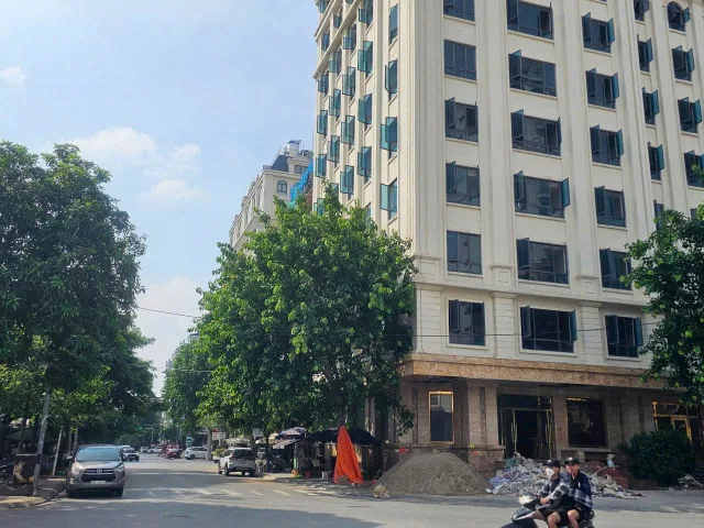 Bán lô đất đc xây 12 tầng ngô tất tố dt 382m2 + mt 14m giá 66 tỷ