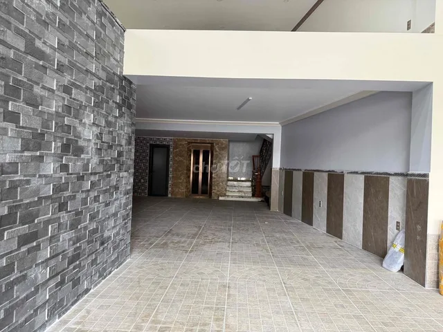 Cho thuê MBKN Ngay vòng Xoay Gò Đậu và sân vận động Bình Dương
