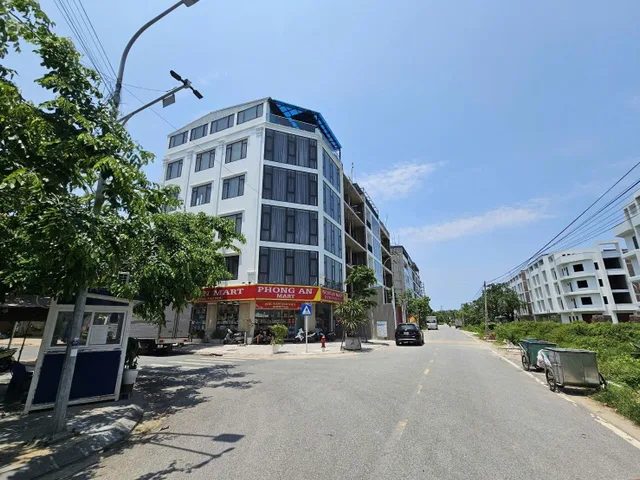 Bán nhà xây thô palado vạn an dt 100m2 + mt 5m giá 9.3 tỷ