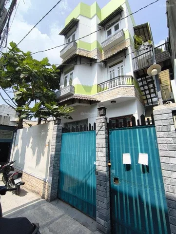 Chính chủ cần bán để xoay vốn nhà gần MT Lê Văn Duyệt, P.3, Bình Thạnh – DT 43m2 giá 3tỷ290tr. Sổ chủ giữ.