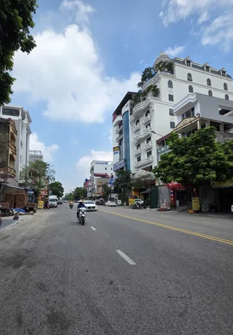Bán đất đường nguyễn trãi gần hoàn mỹ dt 147m2 ( dt sd 230m2 ) + mt 8.2m hướng ĐB giá 31 tỷ