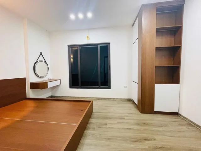 Bán nhà Ngã 6 Ô Chợ Dừa- Đống Đa 31m 8,2 Tỷ, nhà xây mới 5 Tầng. Ngõ thông