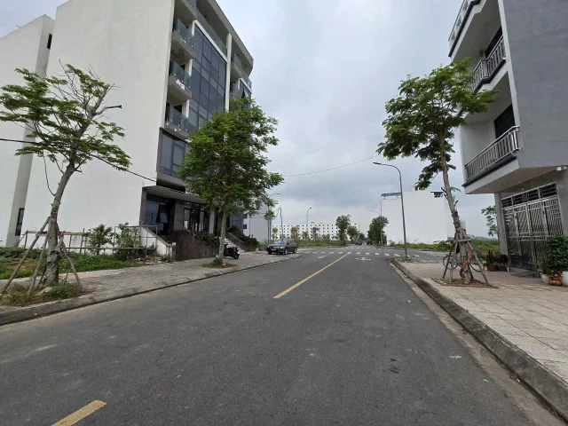 Bán đất đường 16m himlam thụ ninh dt 81m2 + mt 4.5m + hướng TN giá 7.3 tỷ