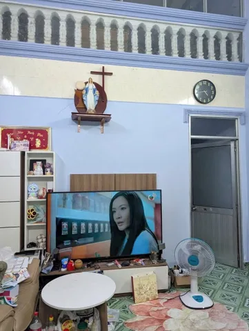 Nhà gác lửng Đông Nhì Lái Thiêu. Gần Lotte , BV Becamex 100m2 full