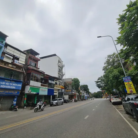 Bán nhà 4 tầng nguyễn trãi dt 112m2 + mt 4.6m + hướng tây nam giá 18.5 tỷ