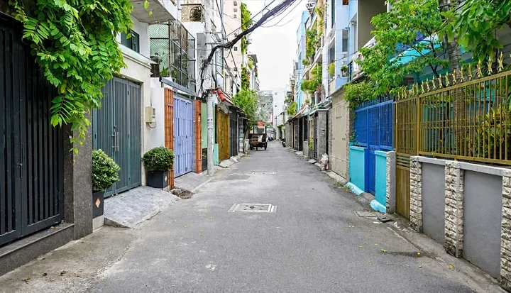 HXH THẲNG TRỤC - ĐỒNG ĐEN, NGUYỄN HỒNG ĐÀO - 70M2 VUÔNG, ÔTÔ NGỦ NHÀ - HƠN 10Tỷ XÍU