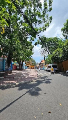 Nhà view công viên cư xá Phú Thọ Hoà - 2 mặt tiền oto đậu thoải mái - 82m2 - Nhỉnh 8 tỷ