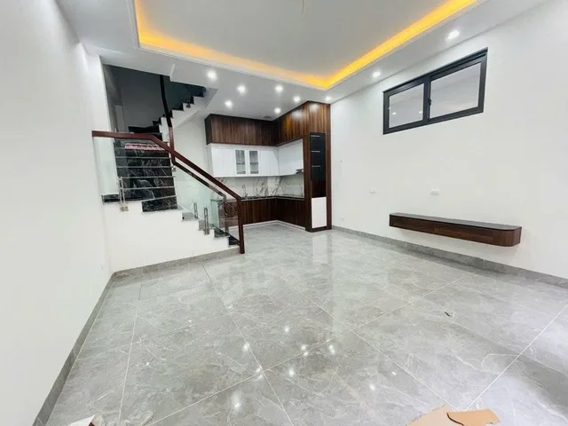 Nhà Hồ Tùng Mậu 35m2, 5 tầng xây mới, 8 tỷ, gần mặt phố