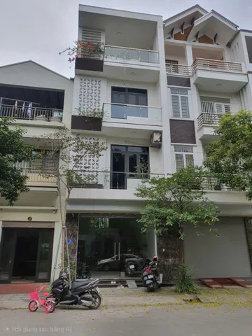 Cho thuê nhà 4 tầng mặt đường Ngô Văn Sở gần ks 25 tầng
