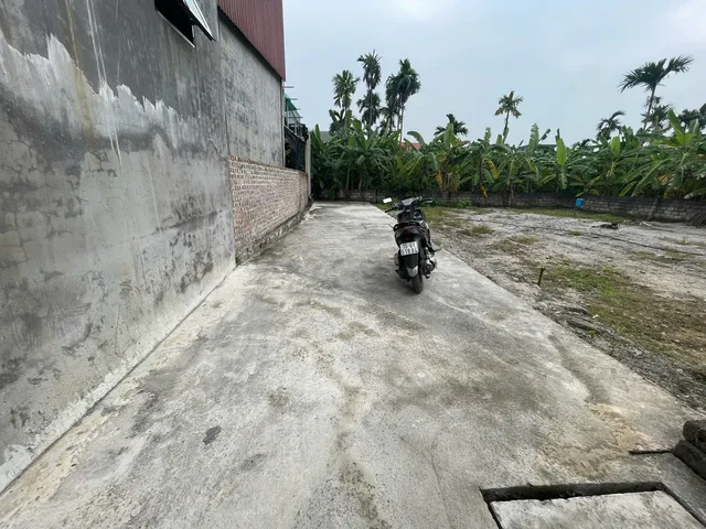 Bán 63.3 m Hoa Động ngõ ô tô vào tận đất. Cách đường thôn 70m. L/h:076.231.9990 em Thúy