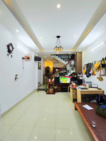 🚗 BÁN NHÀ 3 TẦNG - 54M2(4*13.6), HOÀN CÔNG - 3PN, 3WC - KHÔNG QH -  HẺM XE HƠI - GẦN CHỢ, TRƯỜNG THPT, ĐHTC MAKERTING - P LONG TRƯỜNG, THỦ ĐỨC.(A)