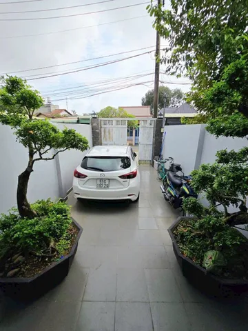 🚗 BÁN NHÀ 3 TẦNG - 211M2( 7.7/9.1*25.1) - NỞ HẬU - HOÀN CÔNG ĐỦ - HAI MẶT TIỀN ĐƯỜNG XE HƠI 8M - GẦN ĐH LUẬT, UBND, CHỢ - LONG PHƯỚC, THỦ ĐỨC.(A)