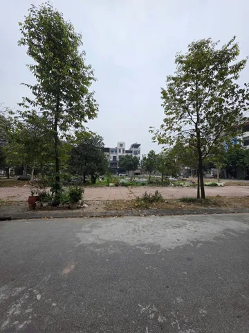 Lô Đất Đẹp Nhìn Vườn Hoa Khả Lễ 2 Võ Cường TP Bắc Ninh, Làn 2 Đường Bình Than Phố Điện Nước