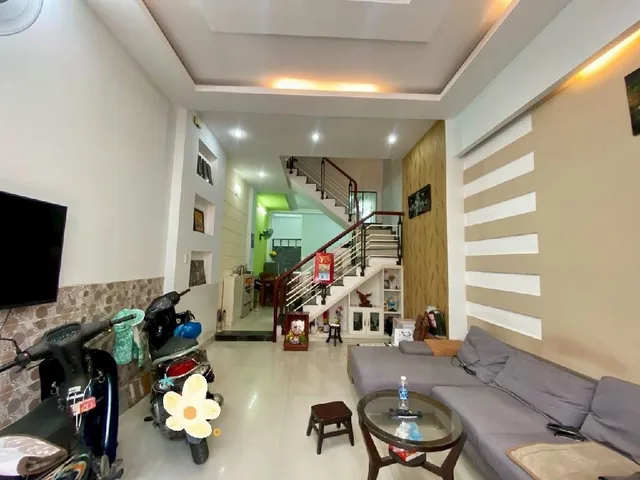Bán nhà 4 Tầng, Hẻm ôtô, DT: 60m² full thổ cư ngang 4m giá 7.1 tỷ tại Phường Bình Trị Đông